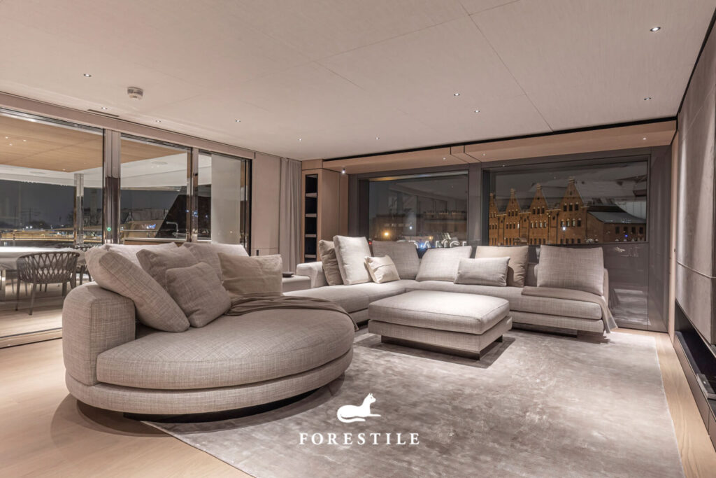 Super jacht ACE c144s - sky lounge