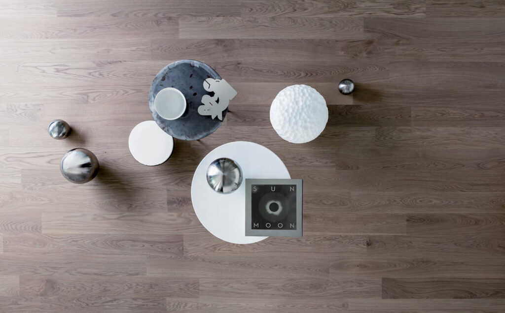 Grigio di luna Listone Giordano - parkiet inspirowany subtelnym blaskiem księzyca